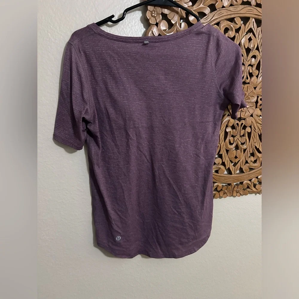 Set of 4 Lululemon tops